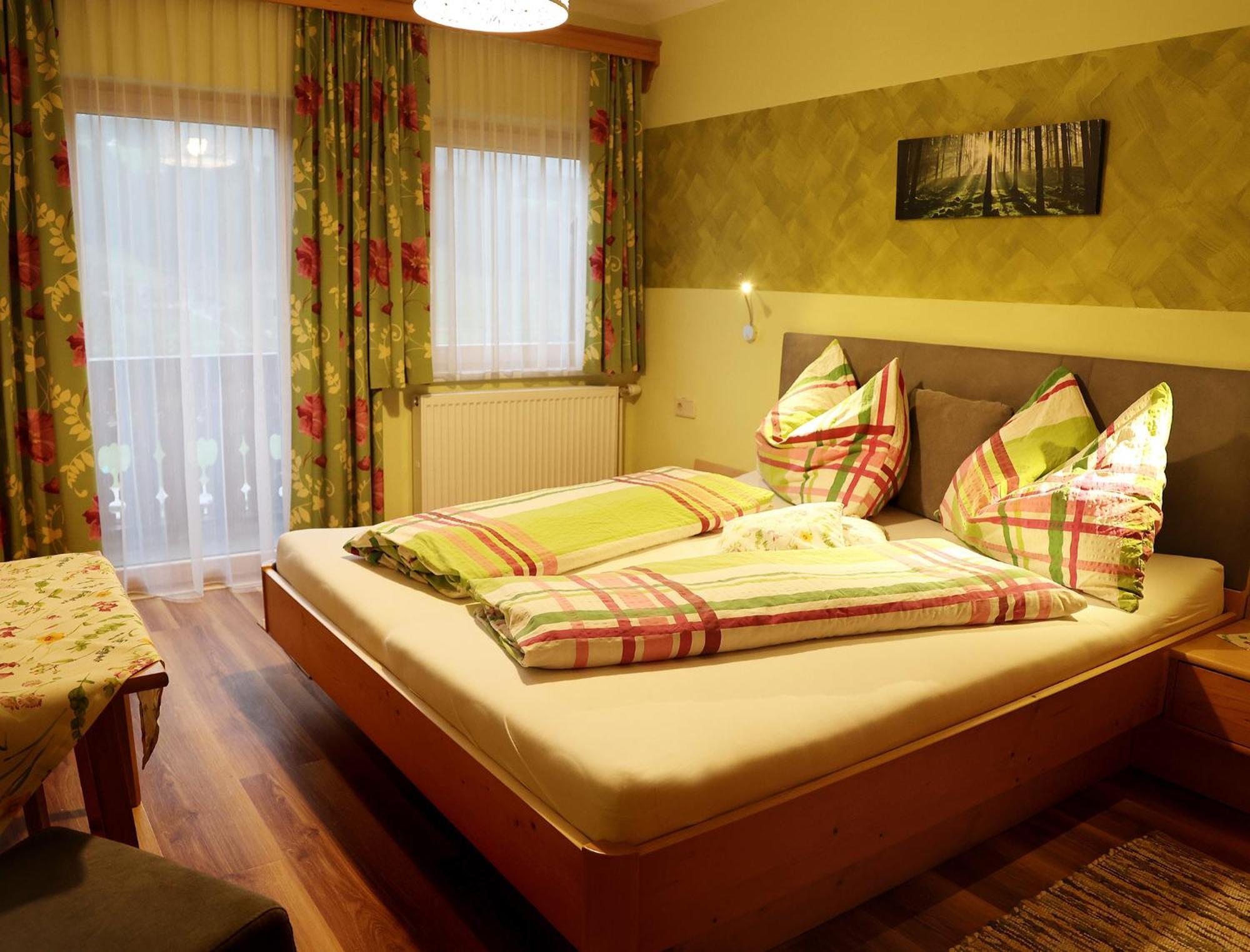 Haufhof-Pension Am Bauernhof, Haus Im Ennstal Bei Schladming ภายนอก รูปภาพ